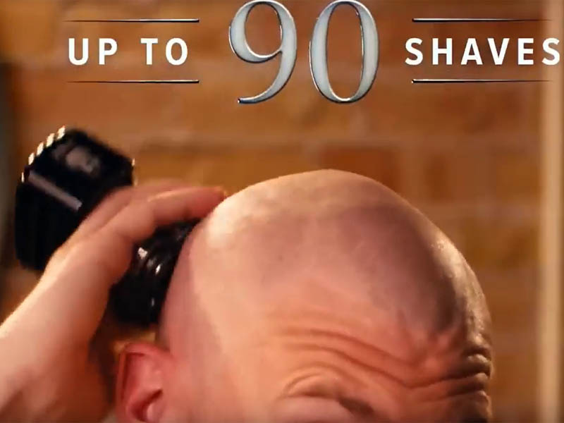 充電中でも使える スカル シェーバー